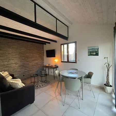 Appartement Cosy Au Bord Du Avec Terrasse Privée *